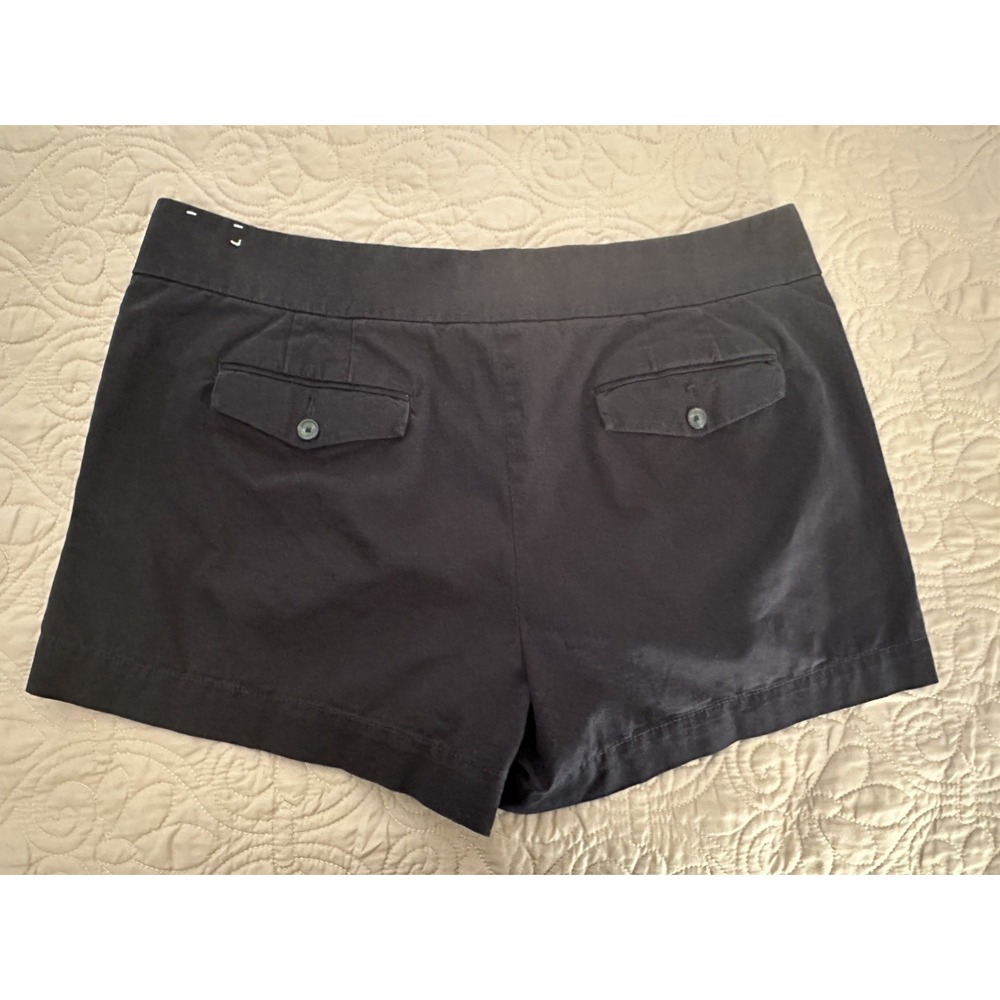 Loft Riviera Women's Shorts, Navy 3 Button, Size 14 3.5"